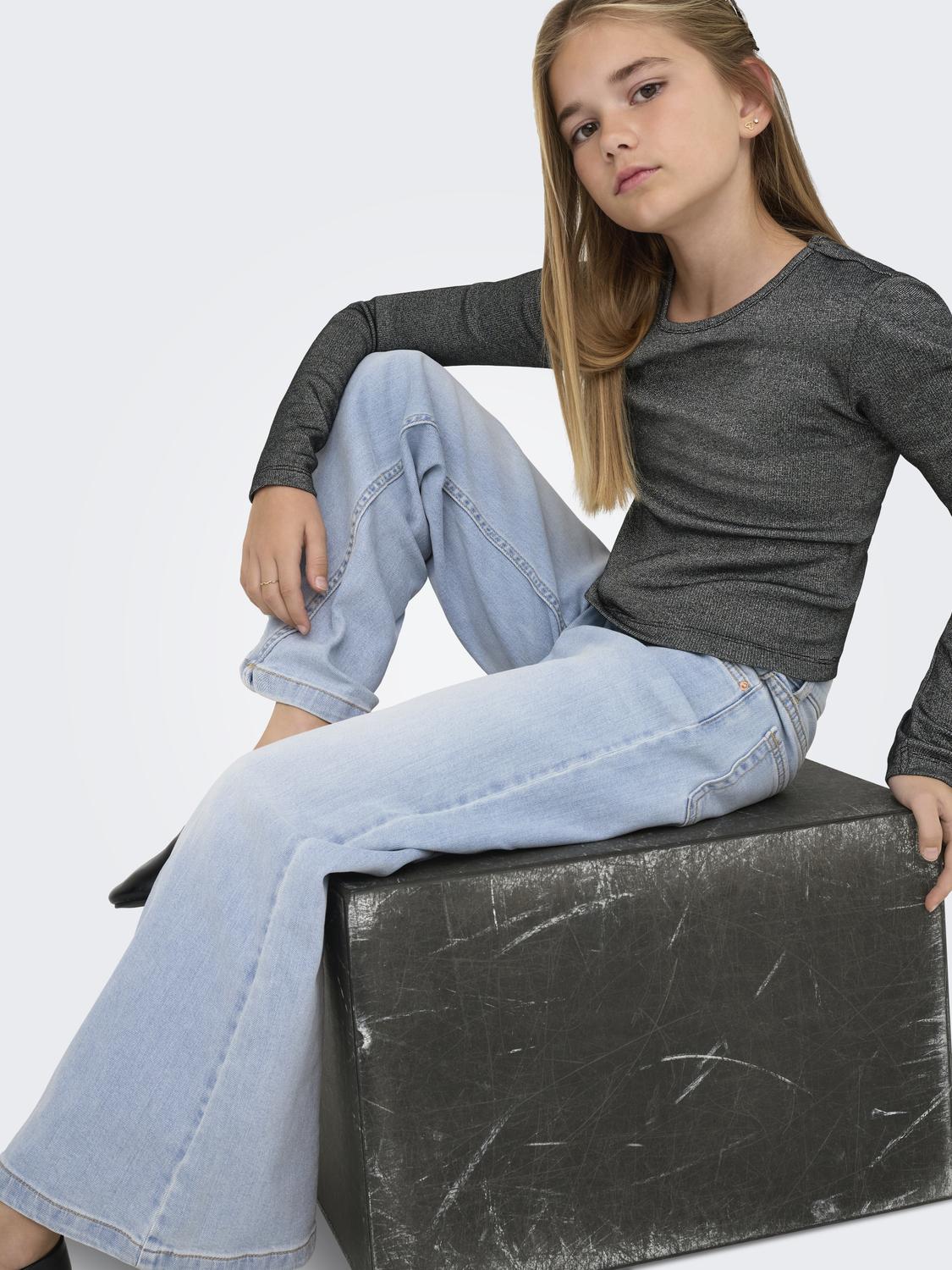 model_shot-detail